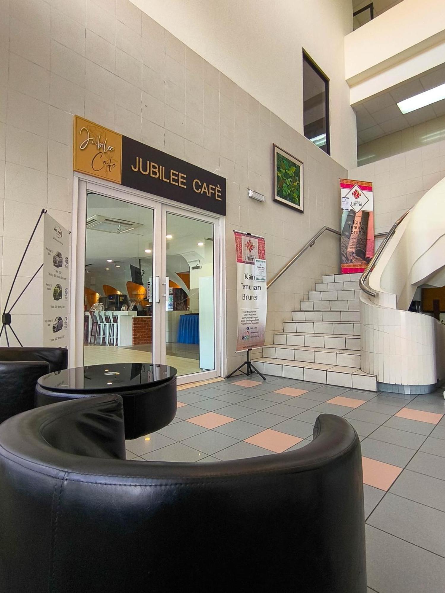 Jubilee Hotel Bandar Seri Begawan Ngoại thất bức ảnh