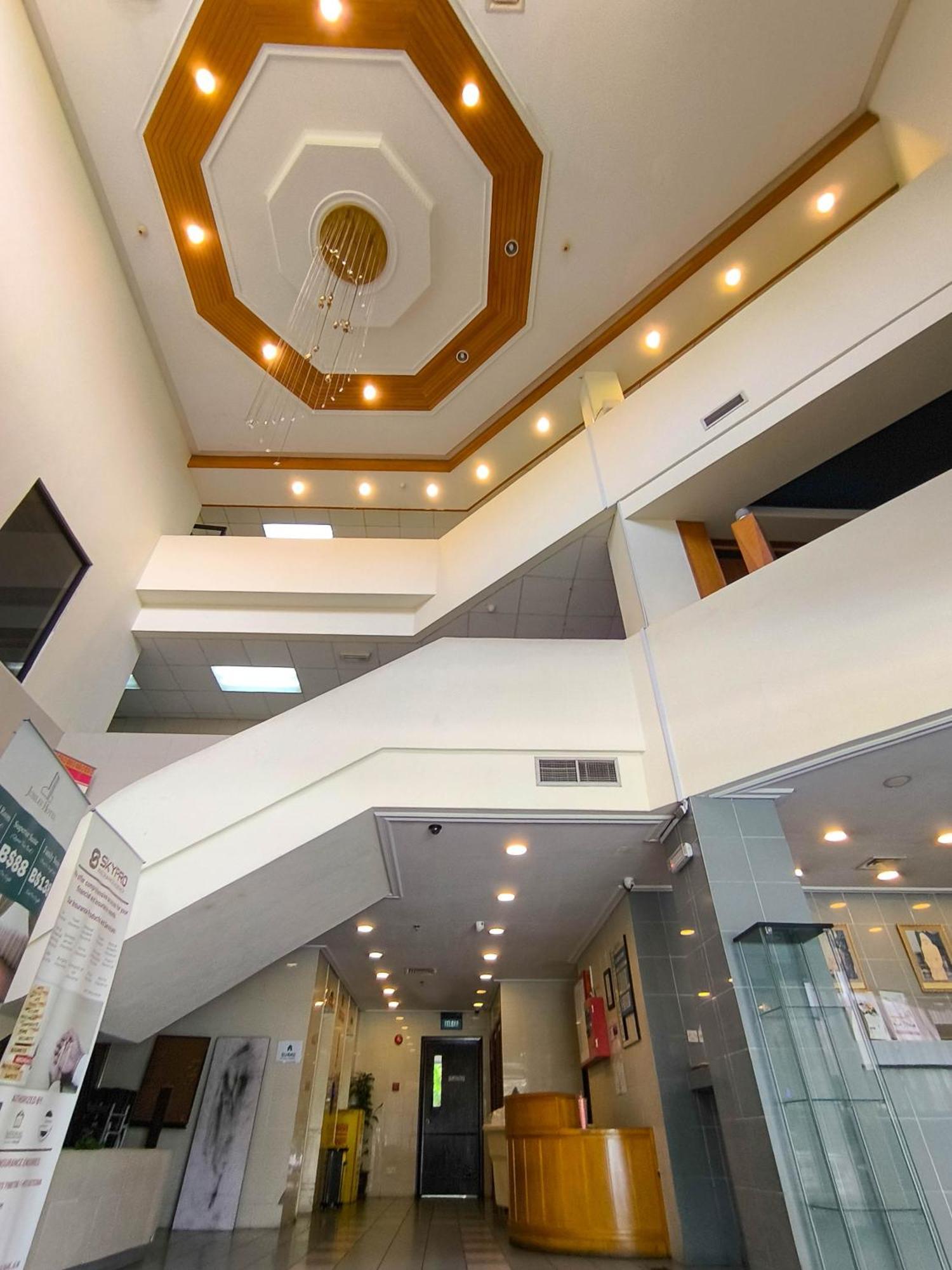 Jubilee Hotel Bandar Seri Begawan Ngoại thất bức ảnh