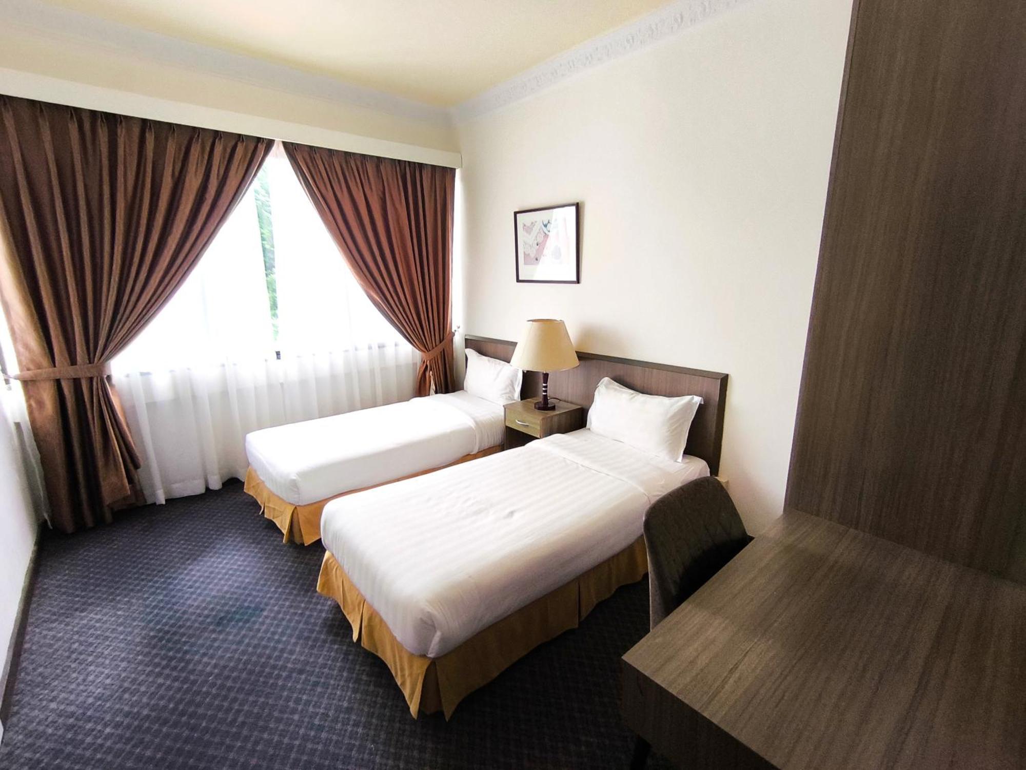 Jubilee Hotel Bandar Seri Begawan Ngoại thất bức ảnh