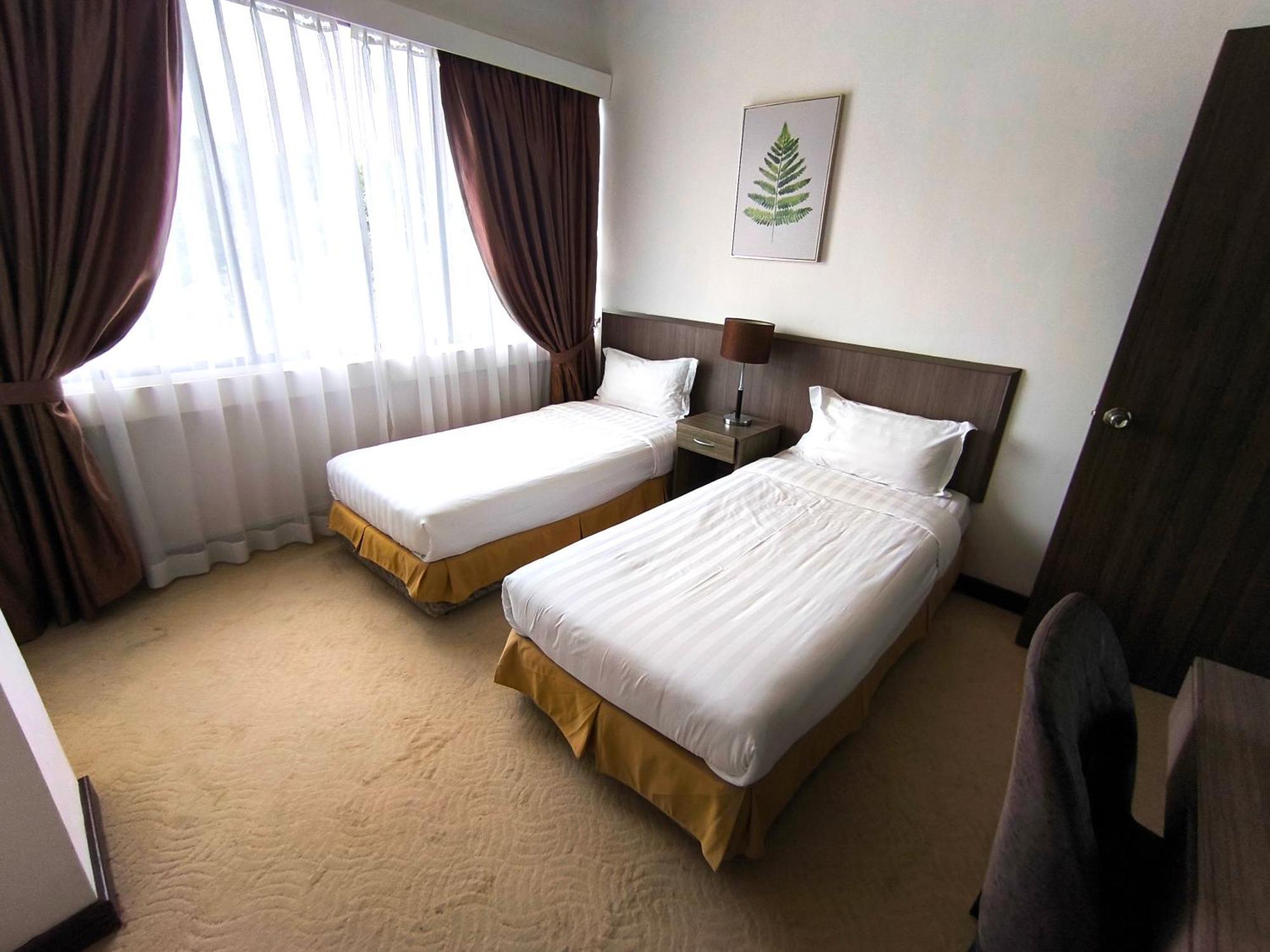 Jubilee Hotel Bandar Seri Begawan Ngoại thất bức ảnh