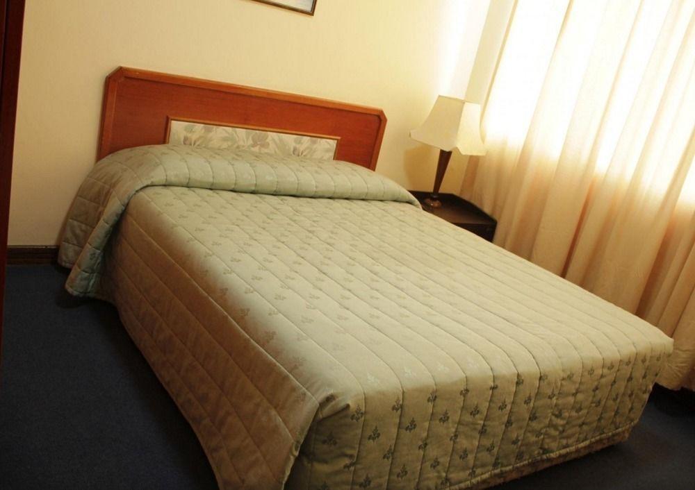 Jubilee Hotel Bandar Seri Begawan Ngoại thất bức ảnh