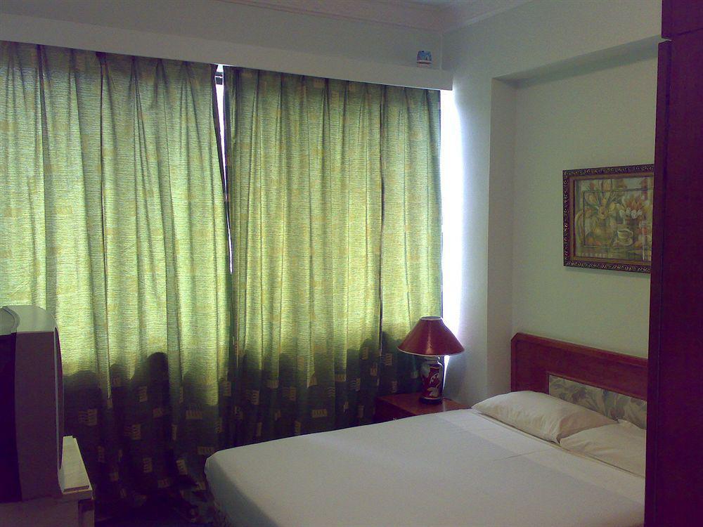 Jubilee Hotel Bandar Seri Begawan Ngoại thất bức ảnh