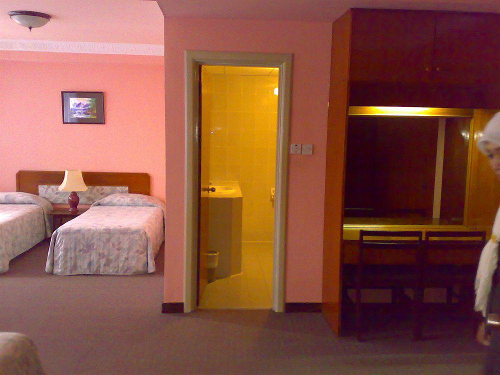 Jubilee Hotel Bandar Seri Begawan Ngoại thất bức ảnh